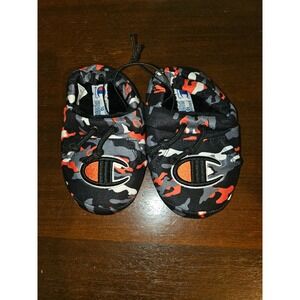 Champion Size 10Y University Camo Red/Gray/White/Black Faux Fur Slippers